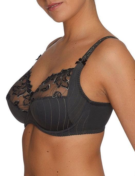Thee Lingerie Shoppe, Bra of the Day! Actually 2 bras :) Prima Donna Perle  and Prima Donna Love. Both molded styles . Final Sale 35.00 Regular price  138 and 14